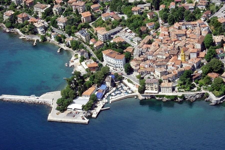 Apartments Villa Anka Opatija Oda fotoğraf